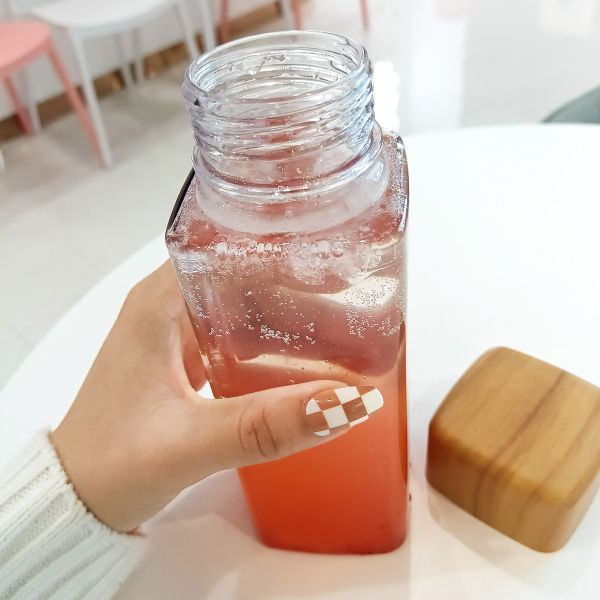 Factory Wholesale Square 500ML Outdoor Water Cups With Tea Spout For Brewing Tea PAS Water Cups GRS Certified