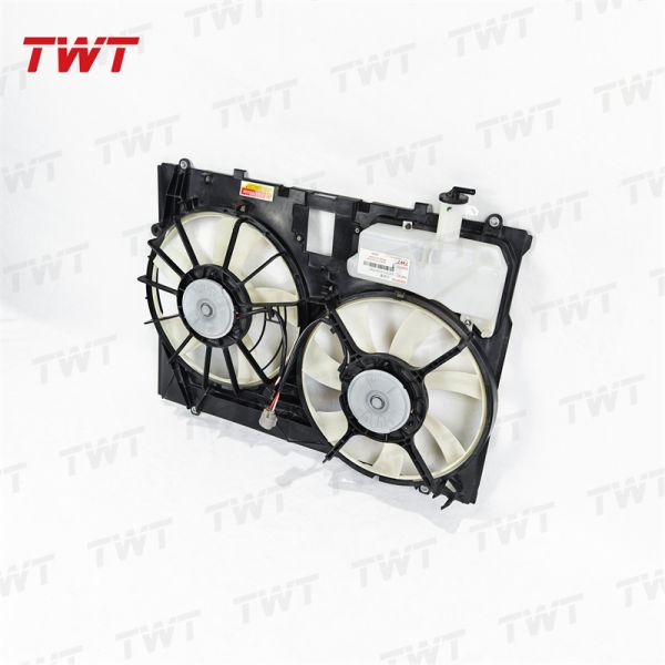 Highlander 16711-0P110 1671131310 Car Dual Electric Radiator Fans Assembly Radiator Shroud Fan