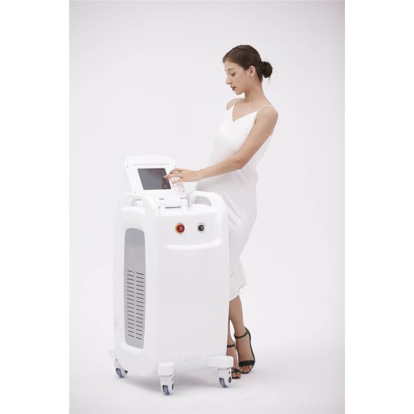 Rechargeable VCA Professional Diode Laser Hair Removal Machine Multifunctional 808nm