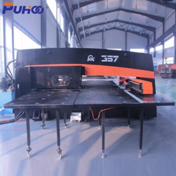 Professional Cnc Turret Punch Press Servo Motor Driving , 3-4 Control Axis