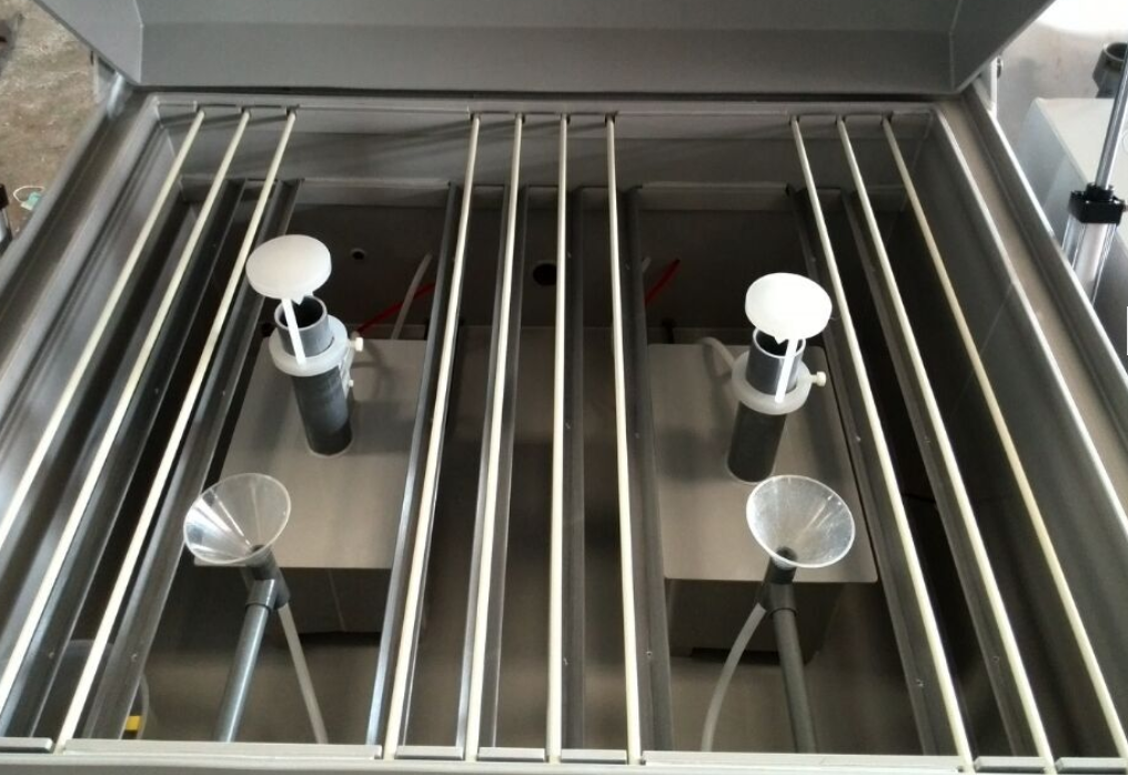 Изготовителей Б-ССТ-160Л испытательной камеры брызг воды экологические Мощность 220В50ХЗ значения 6,5-7,2 пэ-аш