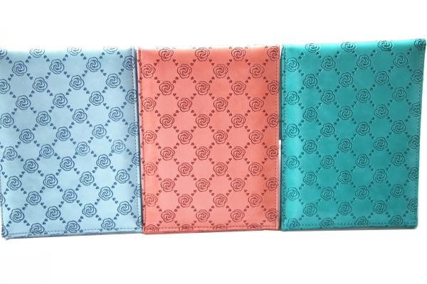 Rubberized ISO9001 Embossed Leather Purse Makeup With Mirror 18x13.5cm
