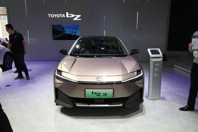 BZ3 Toyota Electric Vehicles 4 Door 5 Seater Sedan Single Speed Direct Drive