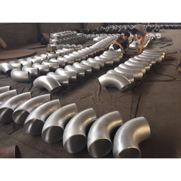 SS304L EN 10253-2 Butt Weld Fittings Forging And Machining Three Way Pipe Fitting for Industrial Piping