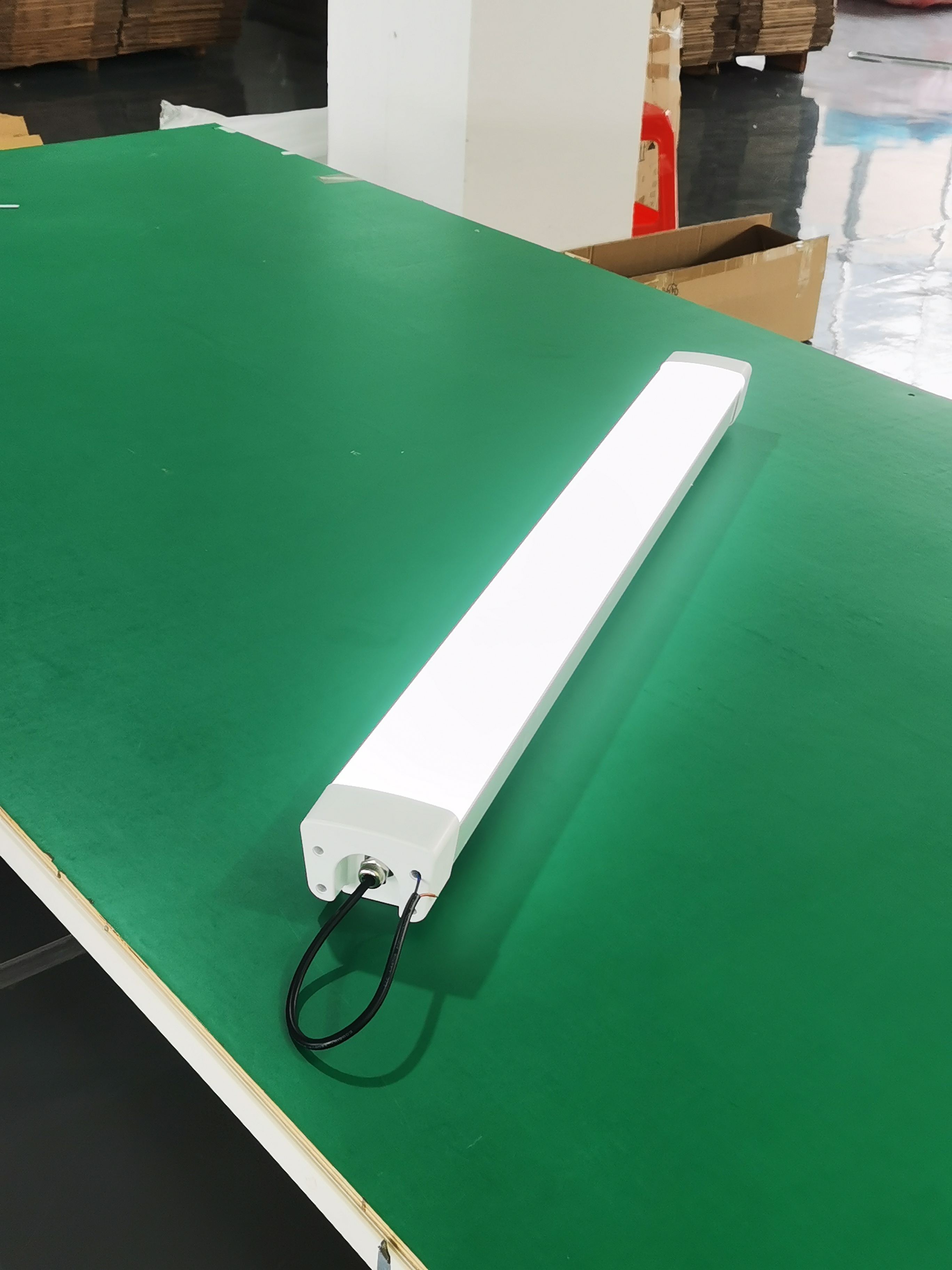 LED Tri Proof Light Waterproof IP65 Linear Vapor Tight Ceiling Light