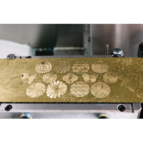 Revolutionize Your Jewelry Crafting with Five Axis Jewelry Carving Machine