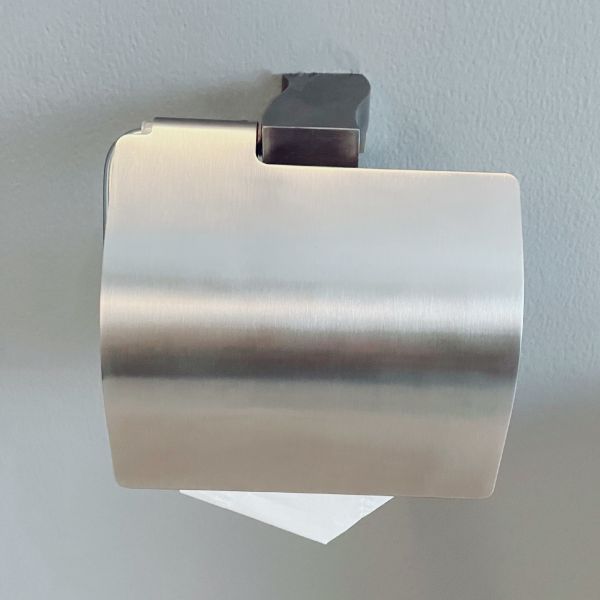 SUS304 Stainless Steel Paper Holder With Cover Satin Finish Tissue Paper Towel Wall Holder