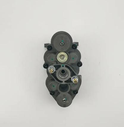 1-85576369-0 AE4535 Truck Brake System Air Dryer Protection Valve For ISUZU CXZ51K 6WF1