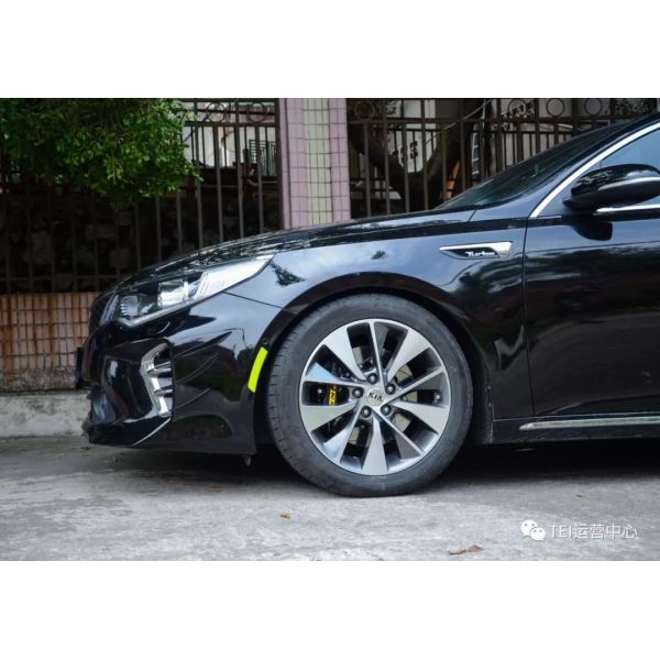 4-поршневой гоночный суппорт Kia Big Brake Kit с высокоуглеродистым диском 330*28 мм и тормозными колодками для K5 17-дюймового обода