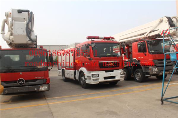SINOTRUK Fire Fighting Trucks HOWO 4x2 6m3 With Foam Tank  EURO2/3/4