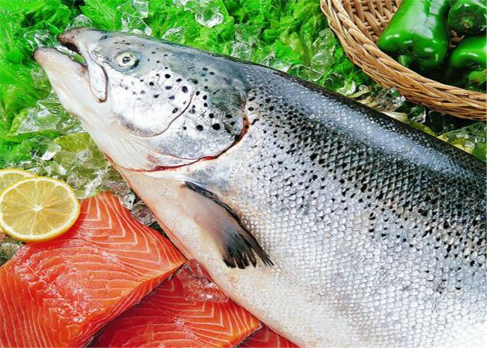 Energy Saving Fish Canning Equipment Salmon / Flounder Peeling Machine