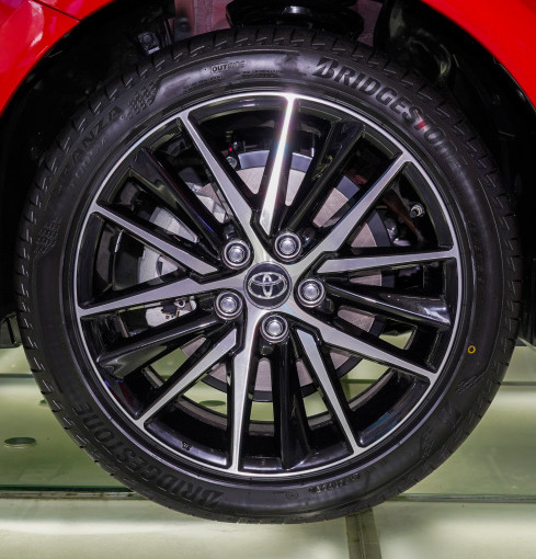 Передача лошадиных сил L4 автомобиля 2.5L 209 варианта рыцаря 2.5S Toyota Camry 2022 средняя автоматическая ручная (НА)