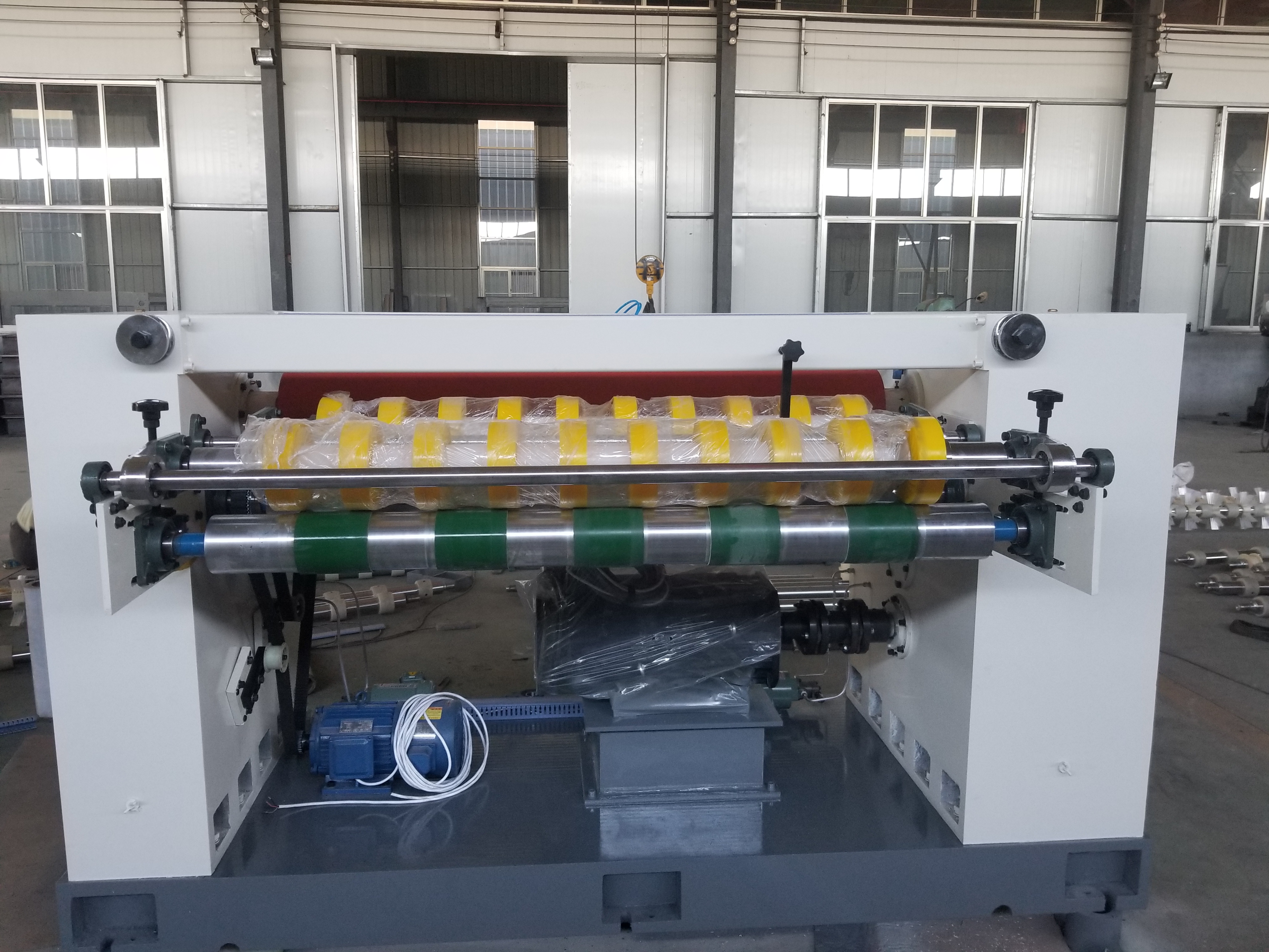 NC отрезал ширину автомата для резки 1400mm-2200mm Paperboard эффективную