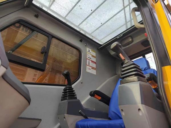 Chinese famous brand XCMG  25 Ton 50 Ton 70 Ton 100 ton mobile truck crane for sale