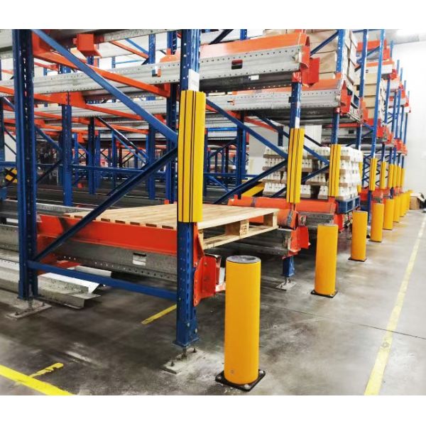 Radio Shuttle Pallet Rack Upright Protectors Rack End Guard Polymer Safety Barrier Traffic Guardrails