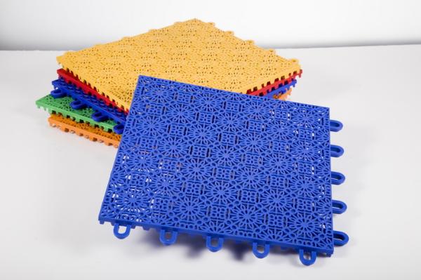 EN14877 standard Interlocking Playground Mats , Excellent Grip Modular Sports Flooring