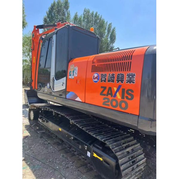 Hitachi ZX200-3 Excavator 20 Ton Tracked Excavator That Has Been
