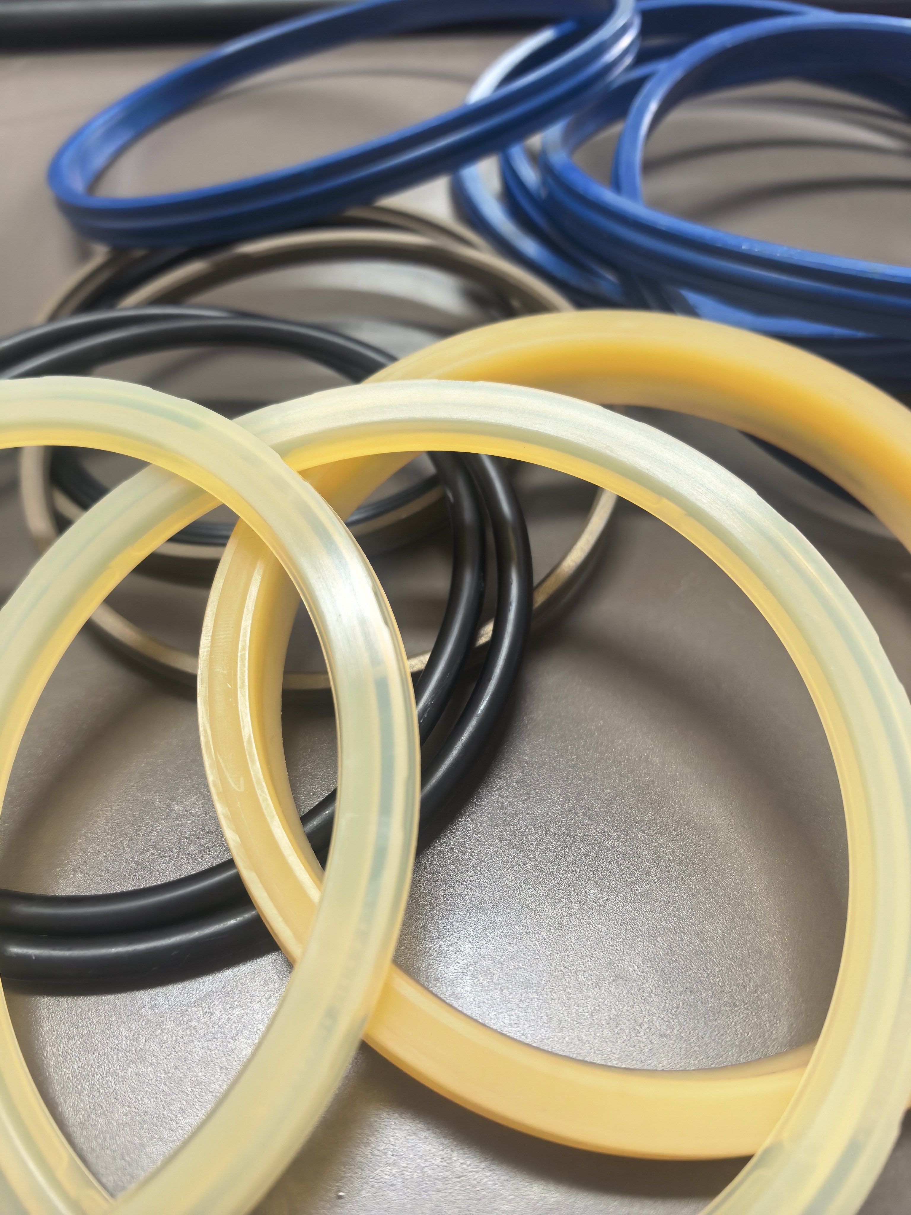 Atlas Copco Epiroc EC100T 100MM  NO.3363122460  Hydraulic Breaker Seal Kit - Wear-resistant, Corrosion-resistant, Pressure Resistant Repair Seal Kit
