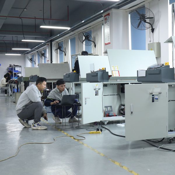 Blue Light Welding Head with Blue Laser Source for Welding Highly-Reflective Copper