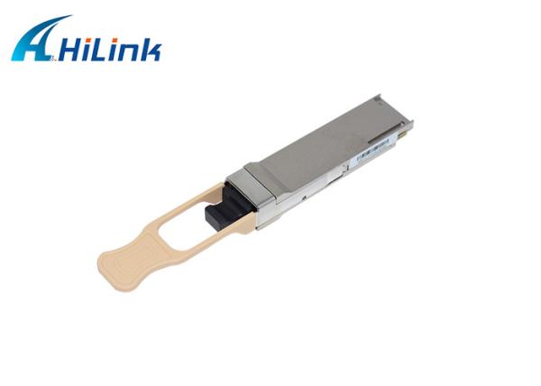 MPOのコネクターが付いている40GBASE SR4 150m 850nm MMF QSFPの光学トランシーバー
