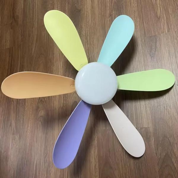 High Energy Efficiency LED Fan Ceiling Light with Not Specified
