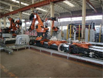 Linha de solda flexível projeto do multi-modelo do robô