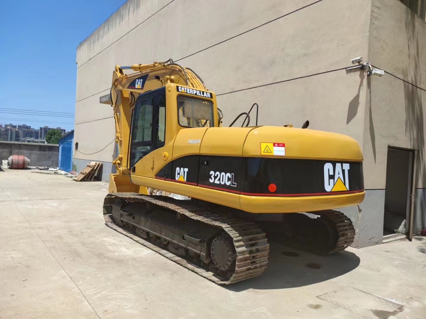 CAT 320CL 20 Ton Used Crawler Excavator with Hydraulic Breaker and CAT 3306 ACERT Engine Ready for China Export