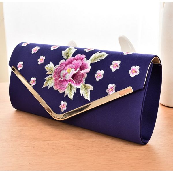 Women's floral embroidery evening bag clutch bag handbag retro national wind 2016 new spring models handbags