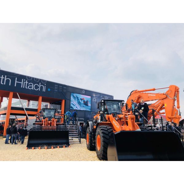 Guangzhou HLMC Machinery Parts Co., Ltd.