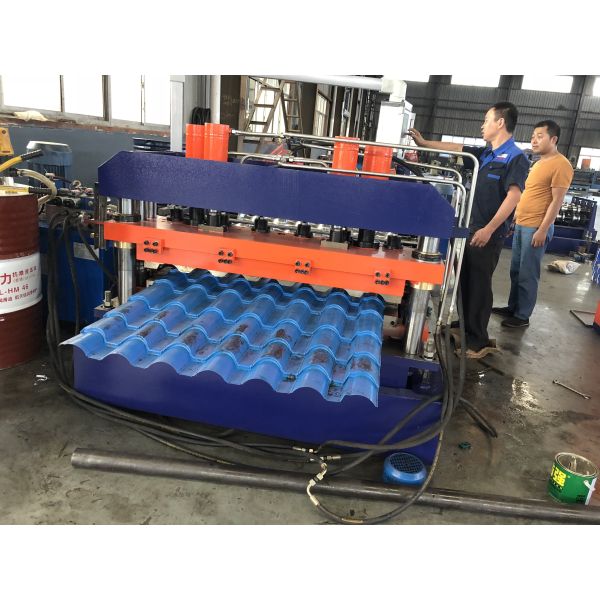 Застекленный кафельный крен толя металла формируя управление 0.7mm PLC машины автоматическое 12m/минута