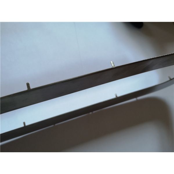 Fabricación a medida de piezas de estampado de metales 304 de acero inoxidable cobre material de hierro piezas de automóviles piezas mecánicas