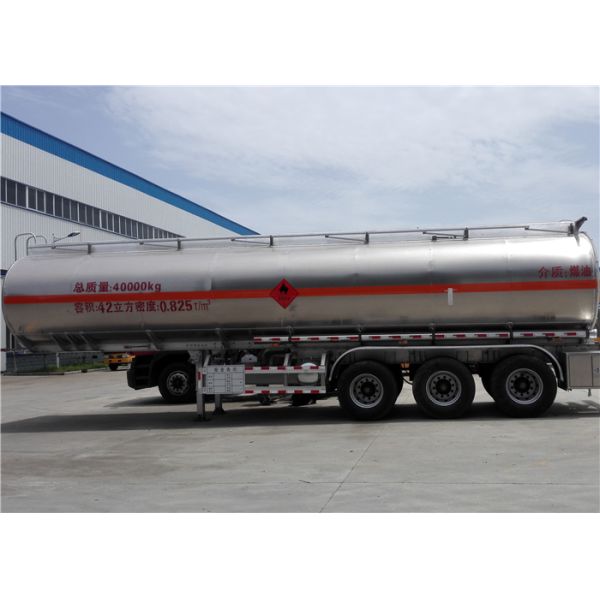 Stainless Steel Fuel Tanker Semi Trailer  Tri-Axle 33000L 33M3 Oil Transport Tank Semitrailer