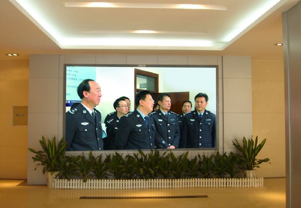 Стена ТВ небольшого дисплея СИД Screen/LED полного цвета цены по прейскуранту завода-изготовителя тангажа P3 видео-