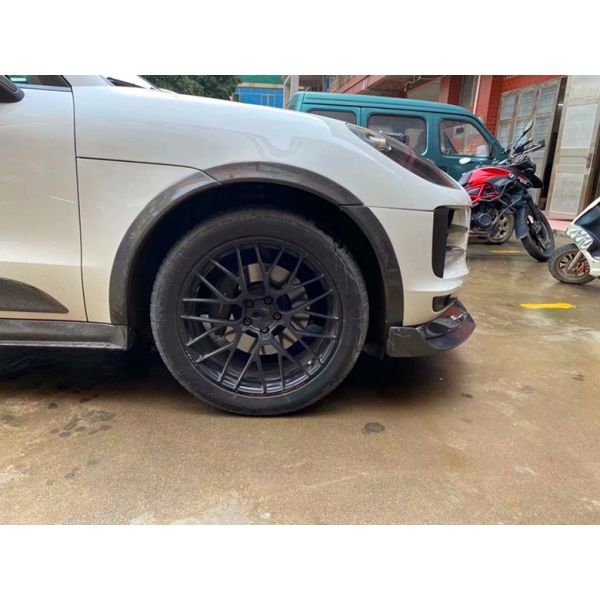 Kit de fibra de carbono de alta calidad Kit de cuerpo de Macan para Macan delantera y trasera faldas de lado spoiler cuerpo ancho