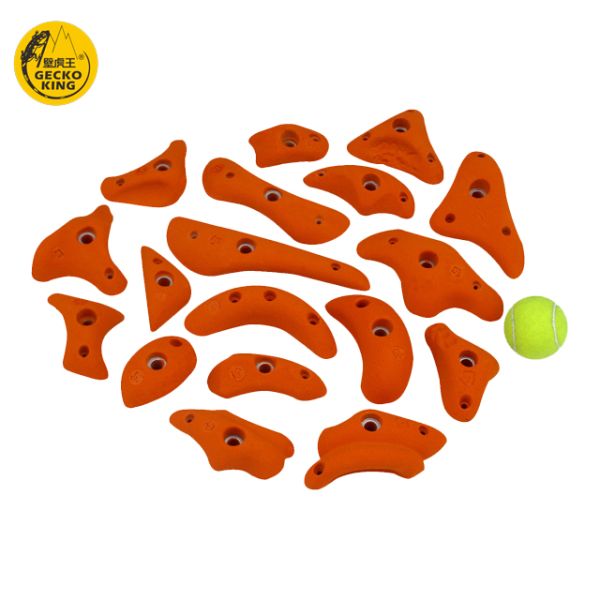 Взрослые на открытом воздухе мини-прищипы игры матч дети скалолазание держит