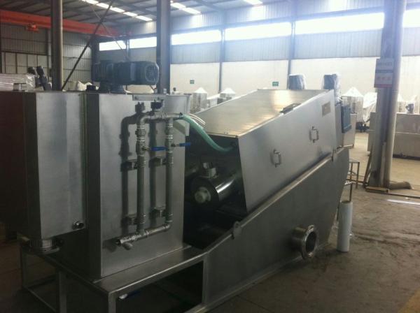 Imprensa de filtro totalmente automático do multi disco de aço inoxidável para o Mg/L da planta de águas residuais 2000 - 10000