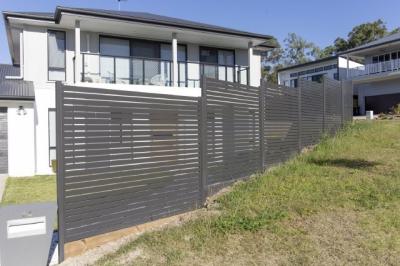 Home Yard Aluminium Profile Gate Door 1.2mm Thickness Long Lasting