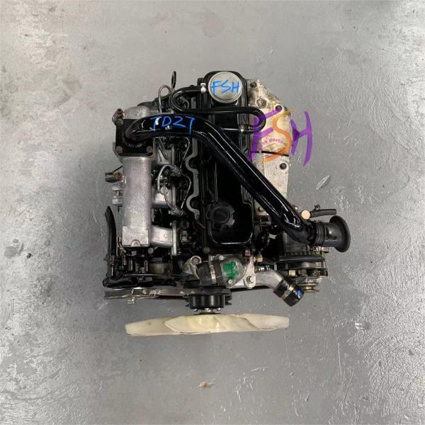 Venta caliente de alta calidad motor diesel usado para Nissan TD27 para camioneta 4 cilindros