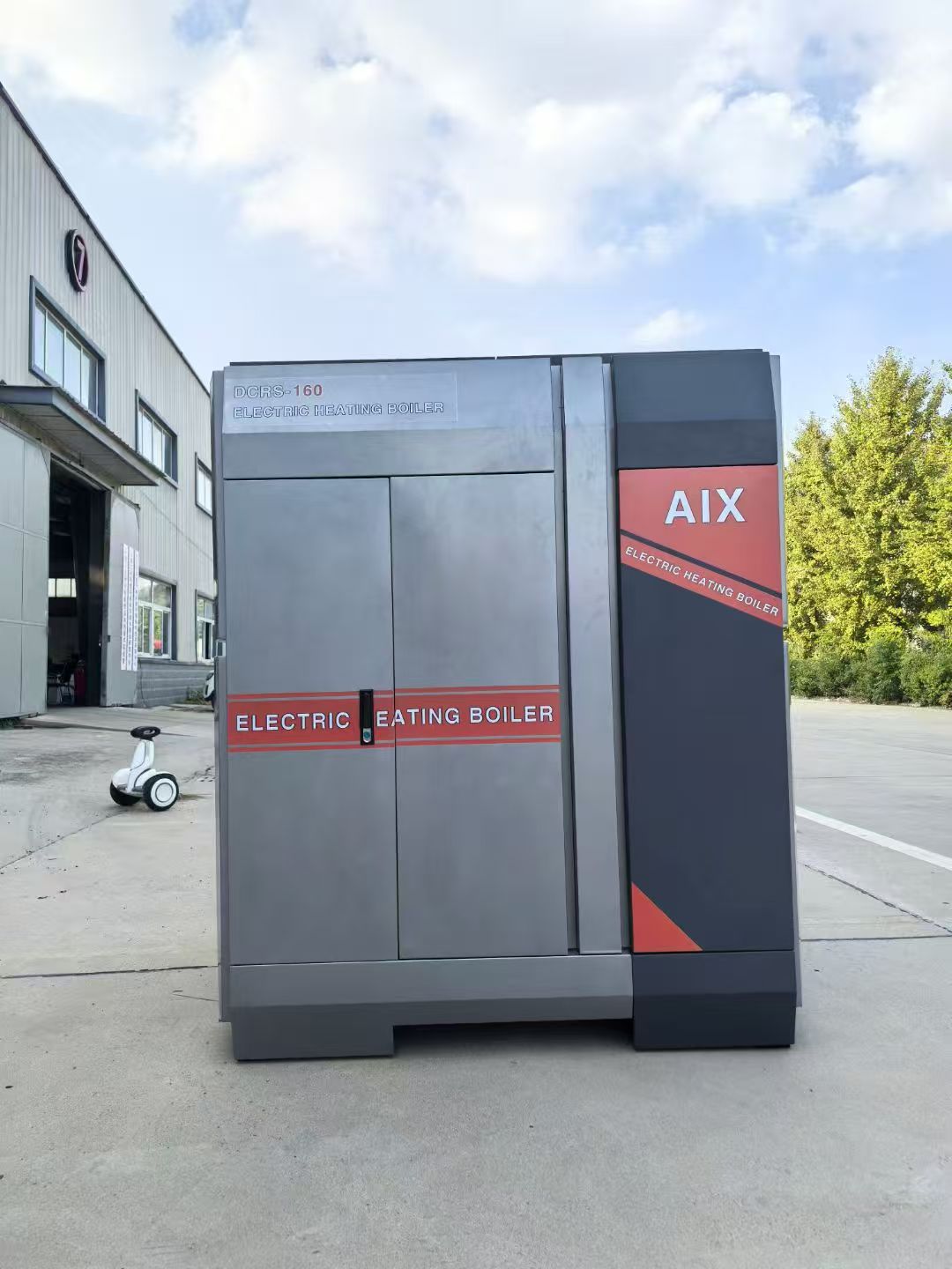 30kw Electromagnetic Electric Steam Boiler 0.05t/H Vertical Low Pressure Steam Generator