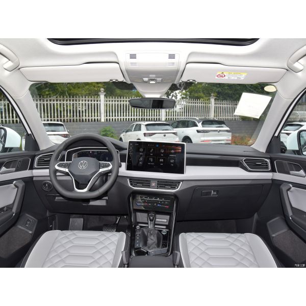 Volkswagen Tayron 300TSI Two-Wheel Drive Luxury PLUS Advanced Version SUV for 5 Seats