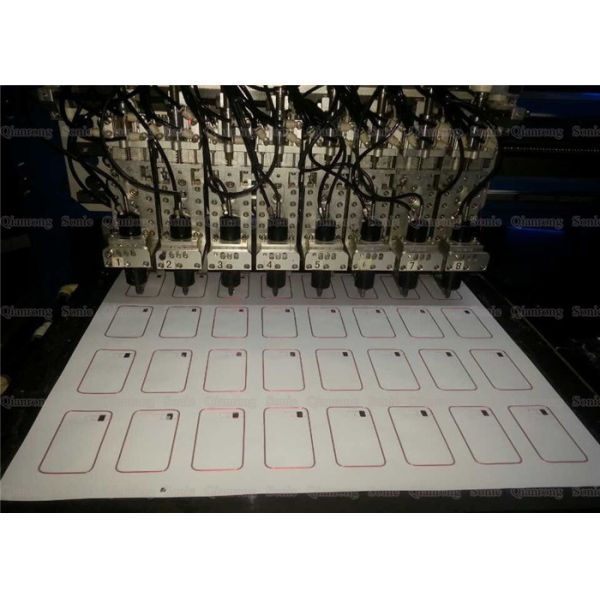la implantación ultrasónica de la tecnología de 100W 60Khz de los alambres de metal soldó a una hoja plástica