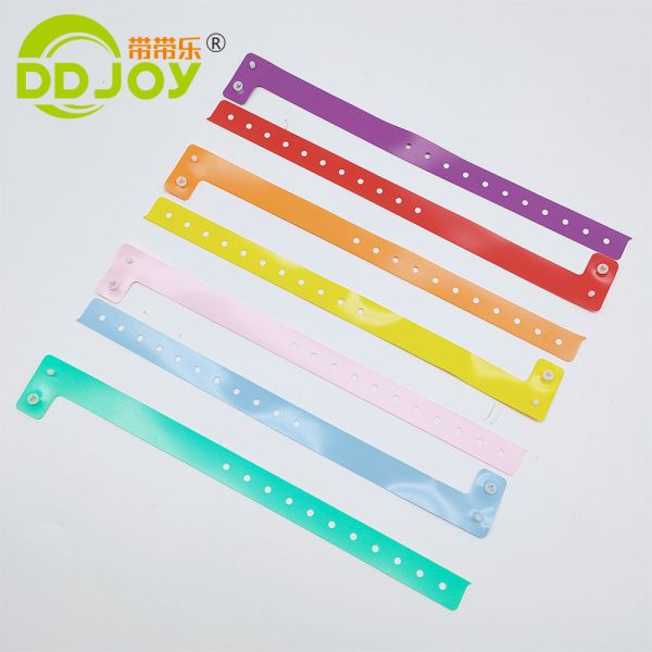 Soft Plastic PVC Sale L Shape Adult Size Wristband for Events Festival Customized Logo