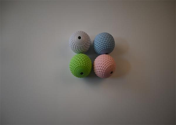 65mm Deep Tissue Magnetic Massage Ball for Muscle Recovery