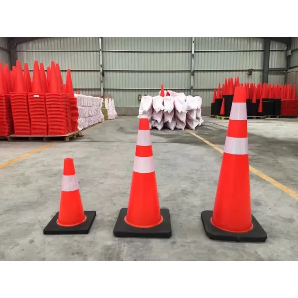 High Strength Roadway Safety PVC Traffic Cone with Customizable Colors and Black Base