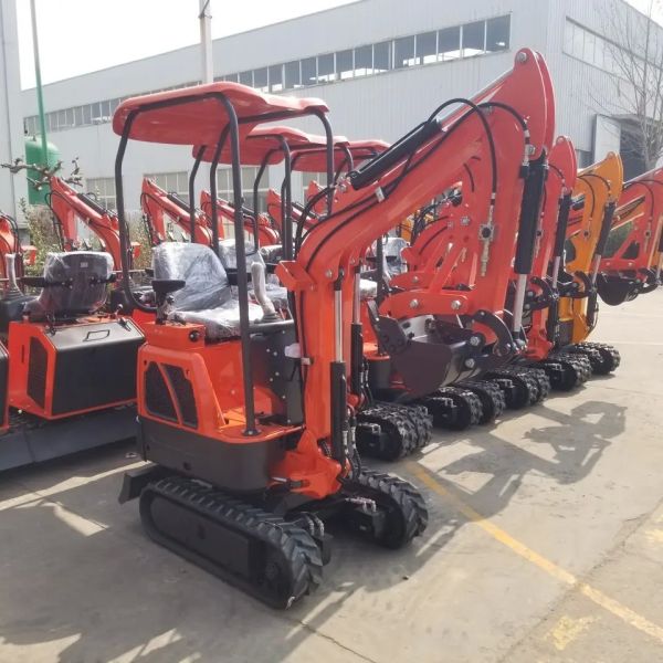 Small Farm Digger with Pump Gearbox Gear 3.5 Ton Kubota Engine Yellow Mini Excavator