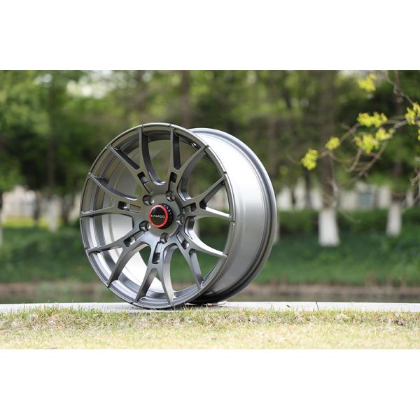 TUV Kipardo 18 Inch Replacement Casting Car Alloy Rims Machined Finishing