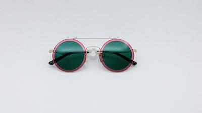Retro Style Round Sunglasses Metal Circle nylon lens Sunglasses for Women with UV 400 protection New in 2019