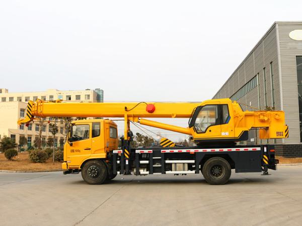 Straight Arm Boom Mobile Truck Crane 10 Ton For Construction Small Lift