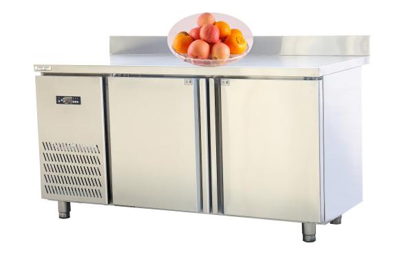 Two Doors Commercial Restaurant Refrigerator Lower Noise Running 2 - 8℃