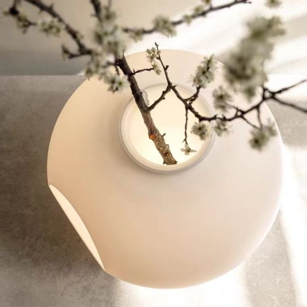 Hot Selling Creative Decoration Hotel Room Bedside Night Light Modern Led Table Lamp